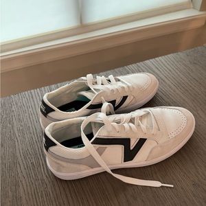 Men’s Vans White Black size 11